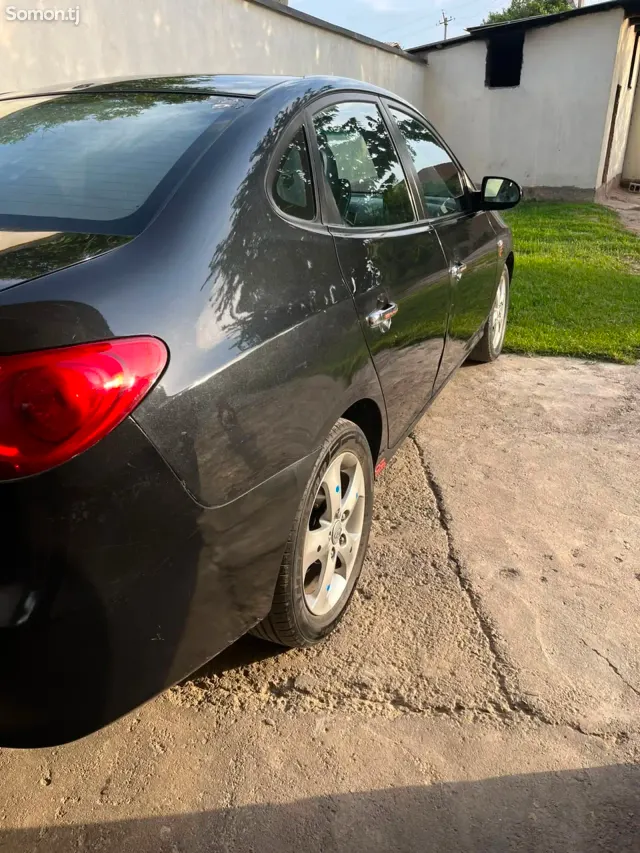 Hyundai Avante 2008 · 1.6 AT