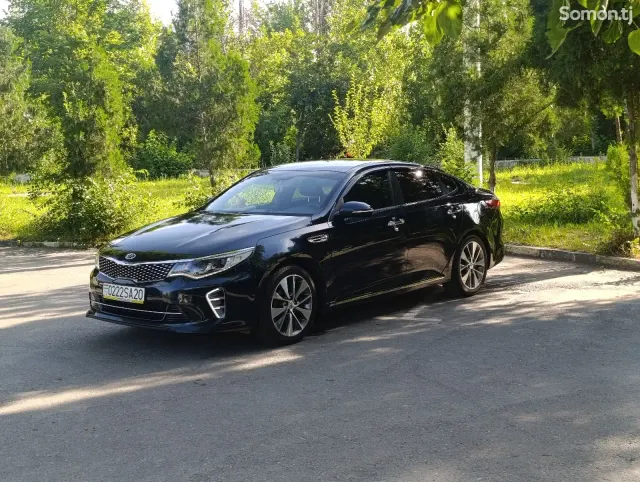 Kia K5 2016 · 2.0 AT