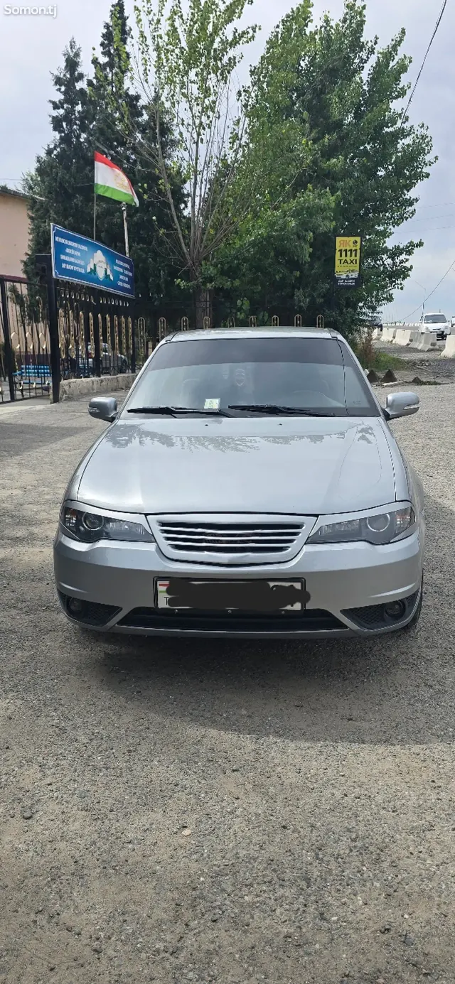 Daewoo Nexia 2000 · 1.6 MT