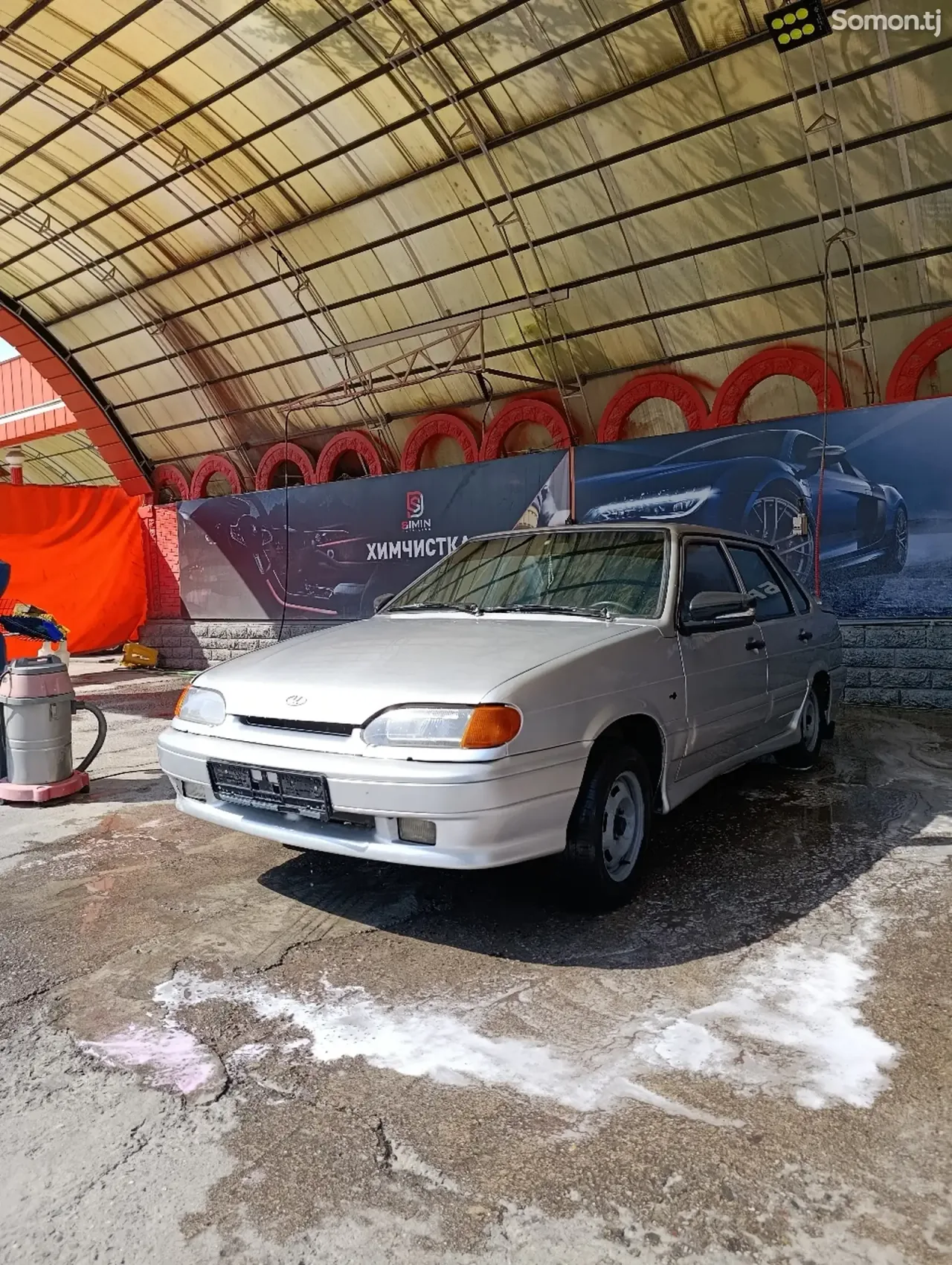 Lada (ВАЗ) 2115 2004 · 1.6 MT