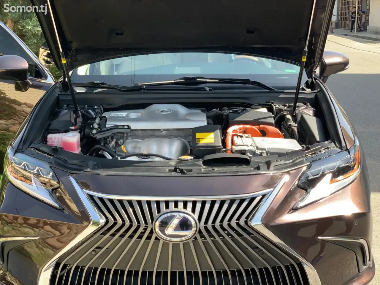 Lexus ES series 2015 · 3.0 AT