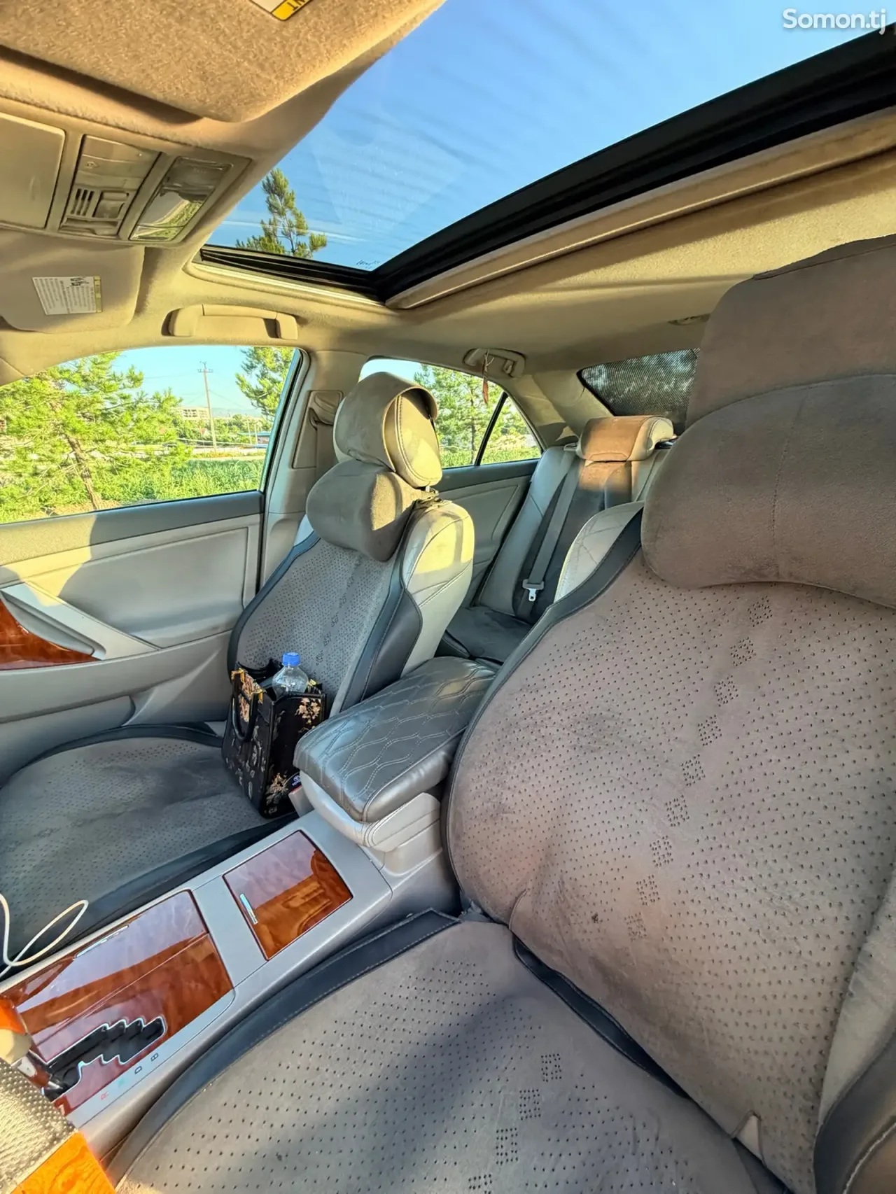 Toyota Camry 2011 · 2.5 AT