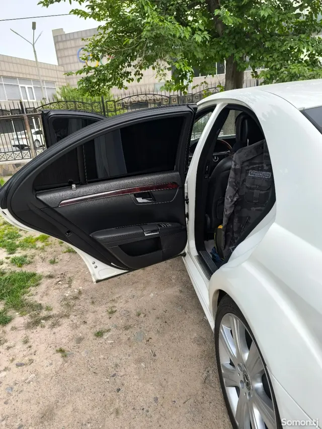 Mercedes-Benz S class 2009 · 3.5 AT