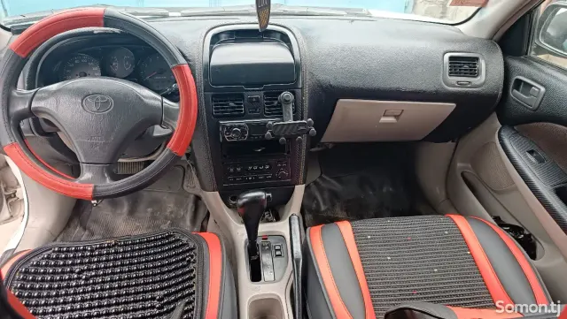 Toyota Caldina 1998 · 2.0 AT