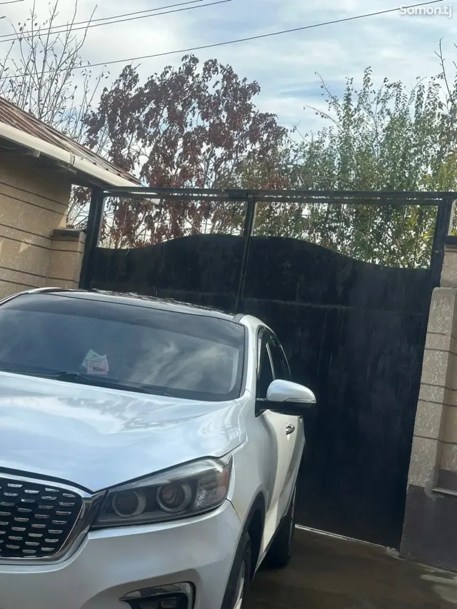 Kia Sorento 2019 · 2.5 AT