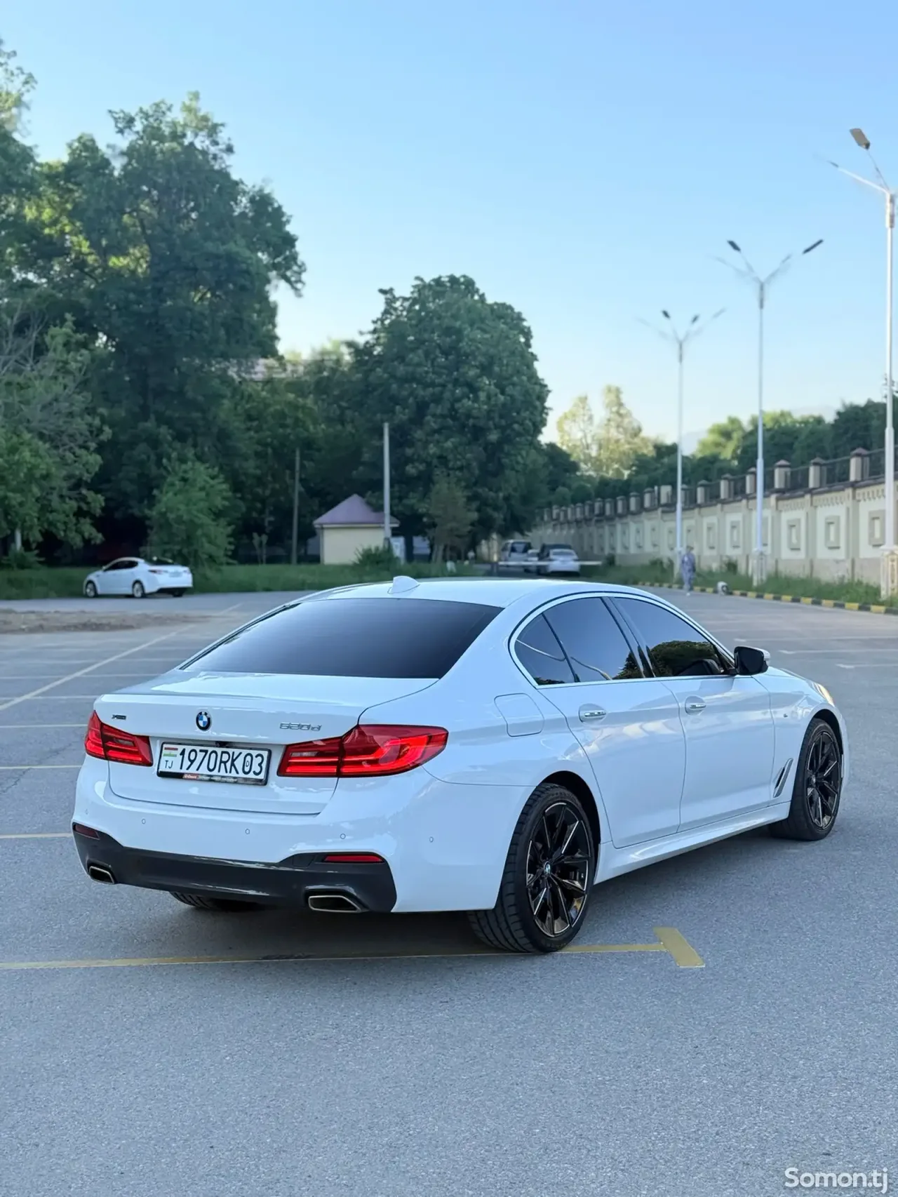 BMW 5 series 2017 · 2.0 AT
