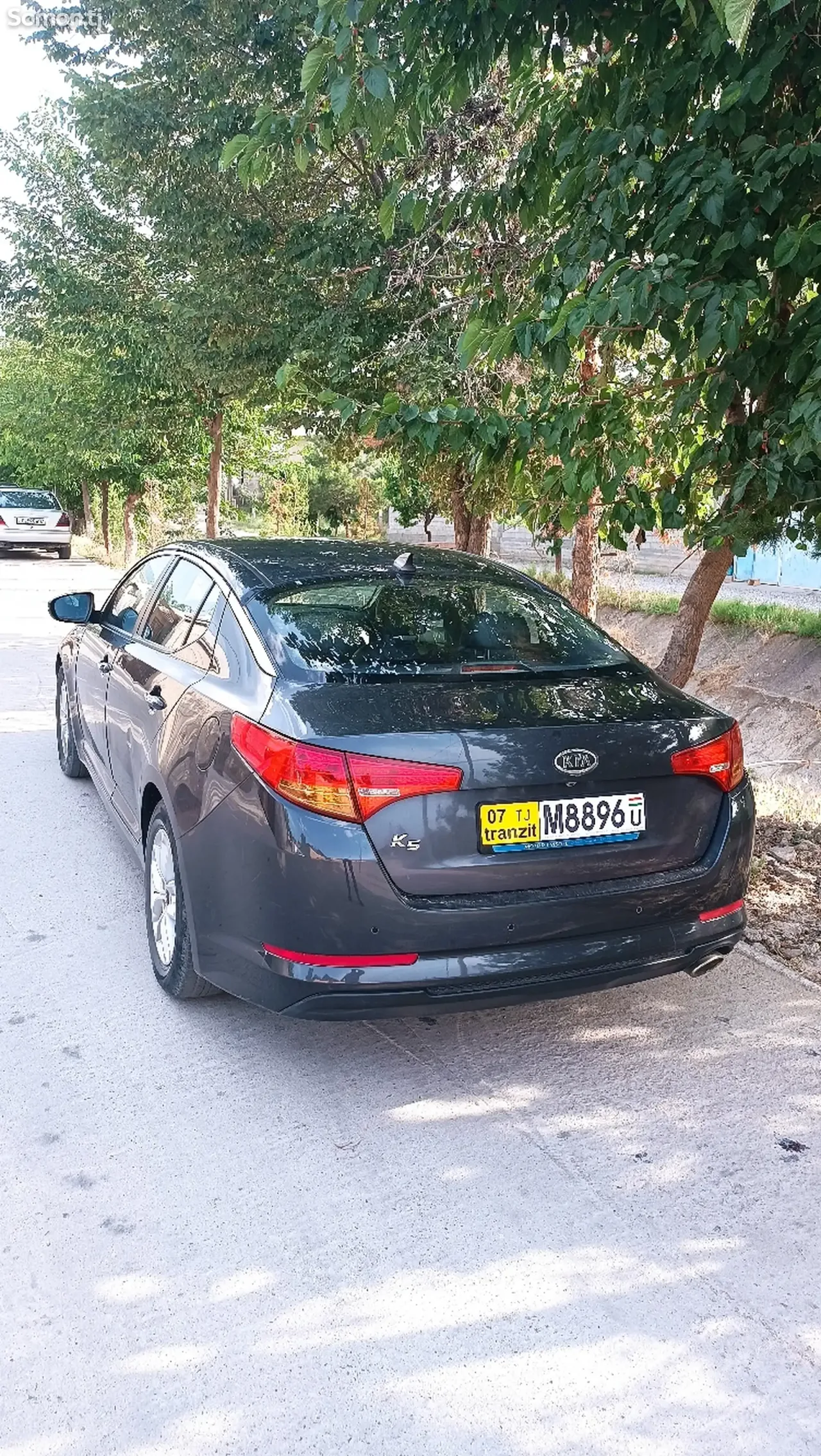 Kia K5 2011 · 2.0 AT