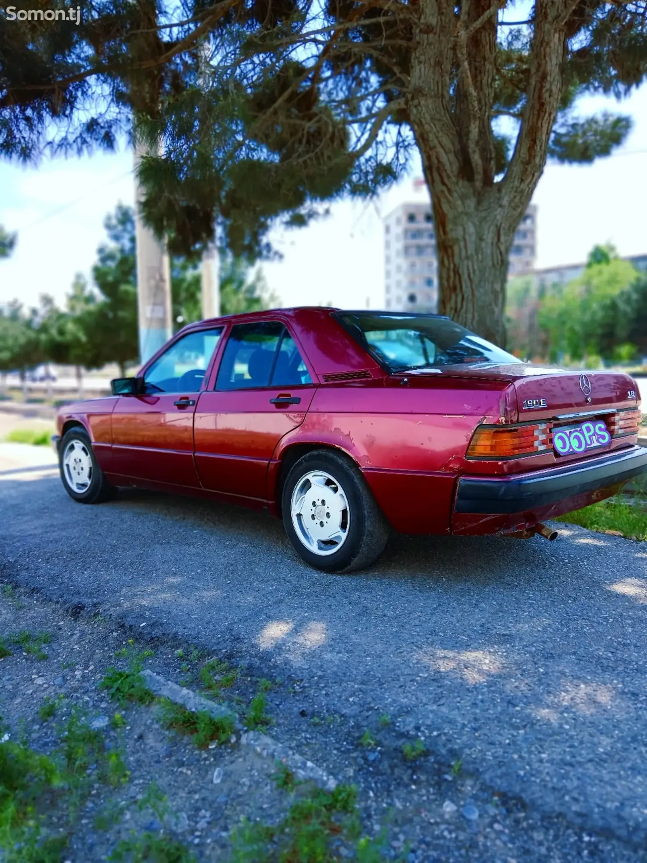 Mercedes-Benz W201 1992 · 1.8 MT