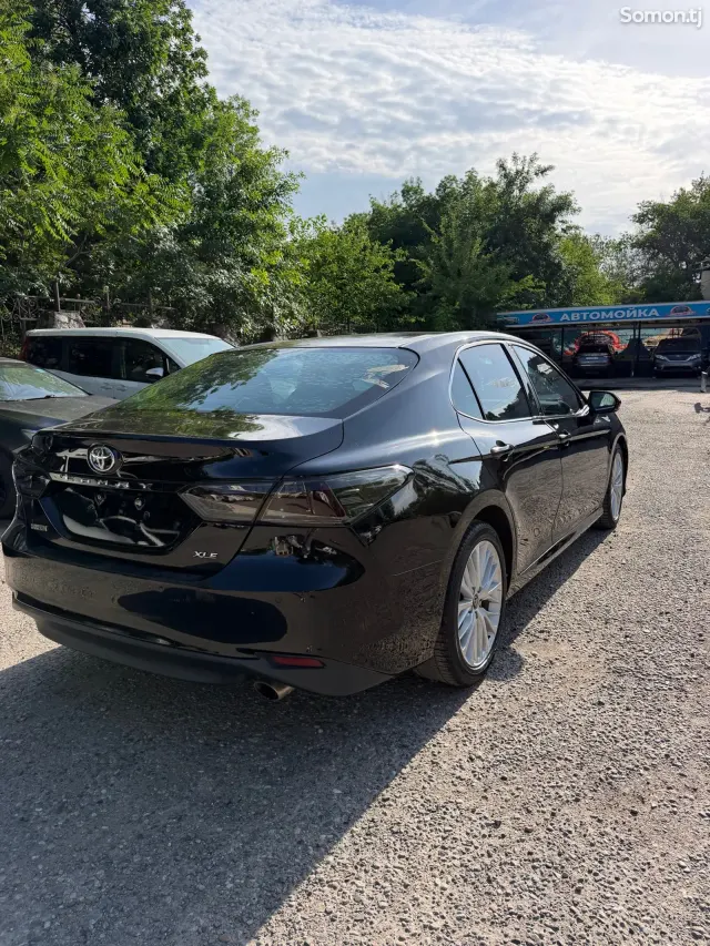 Toyota Camry 2017 · 2.5 AT