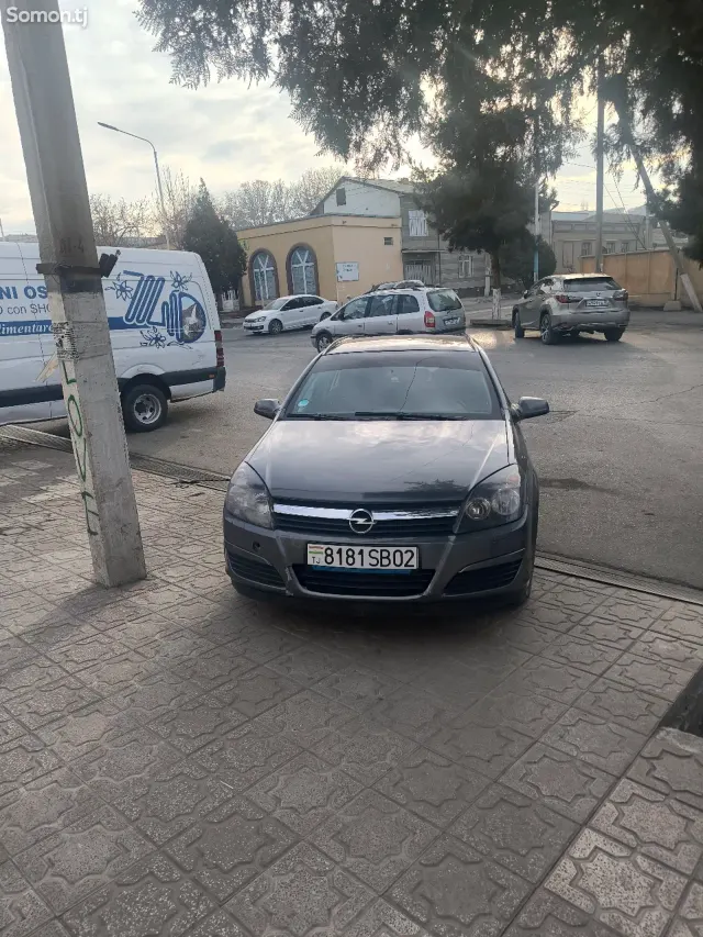 Opel Astra H 2007 · 1.6 MT