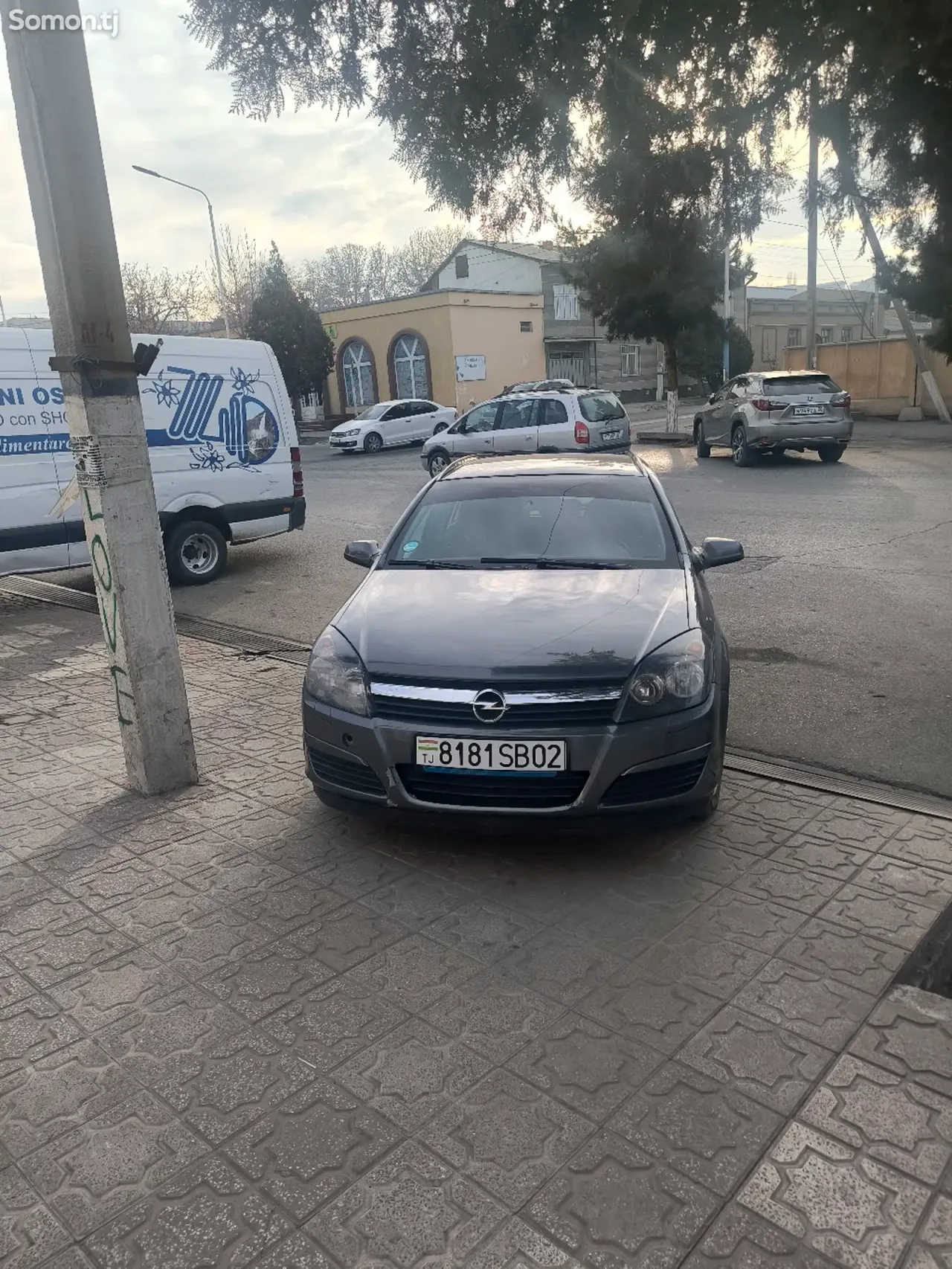 Opel Astra H 2007 · 1.6 MT