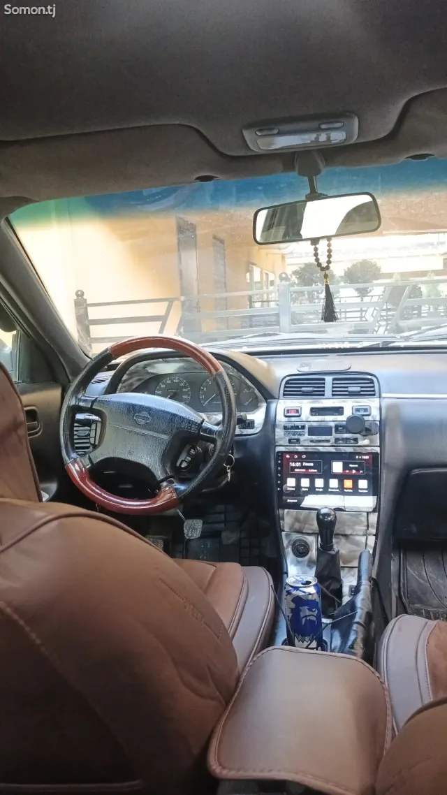 Nissan Cefiro 1994 · 2.0 MT