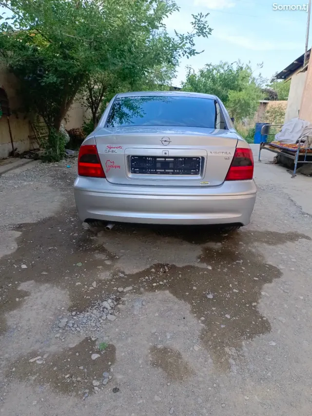 Opel Vectra B 1999 · 1.6 MT