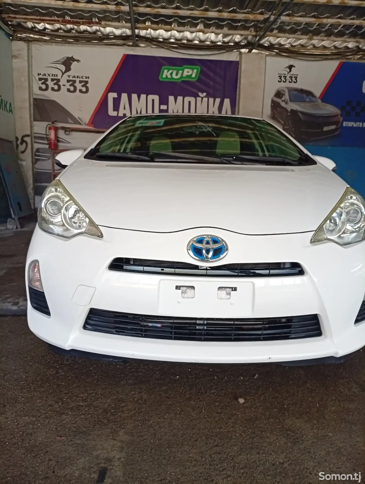 Toyota Aqua 2014 · 1.5 AT