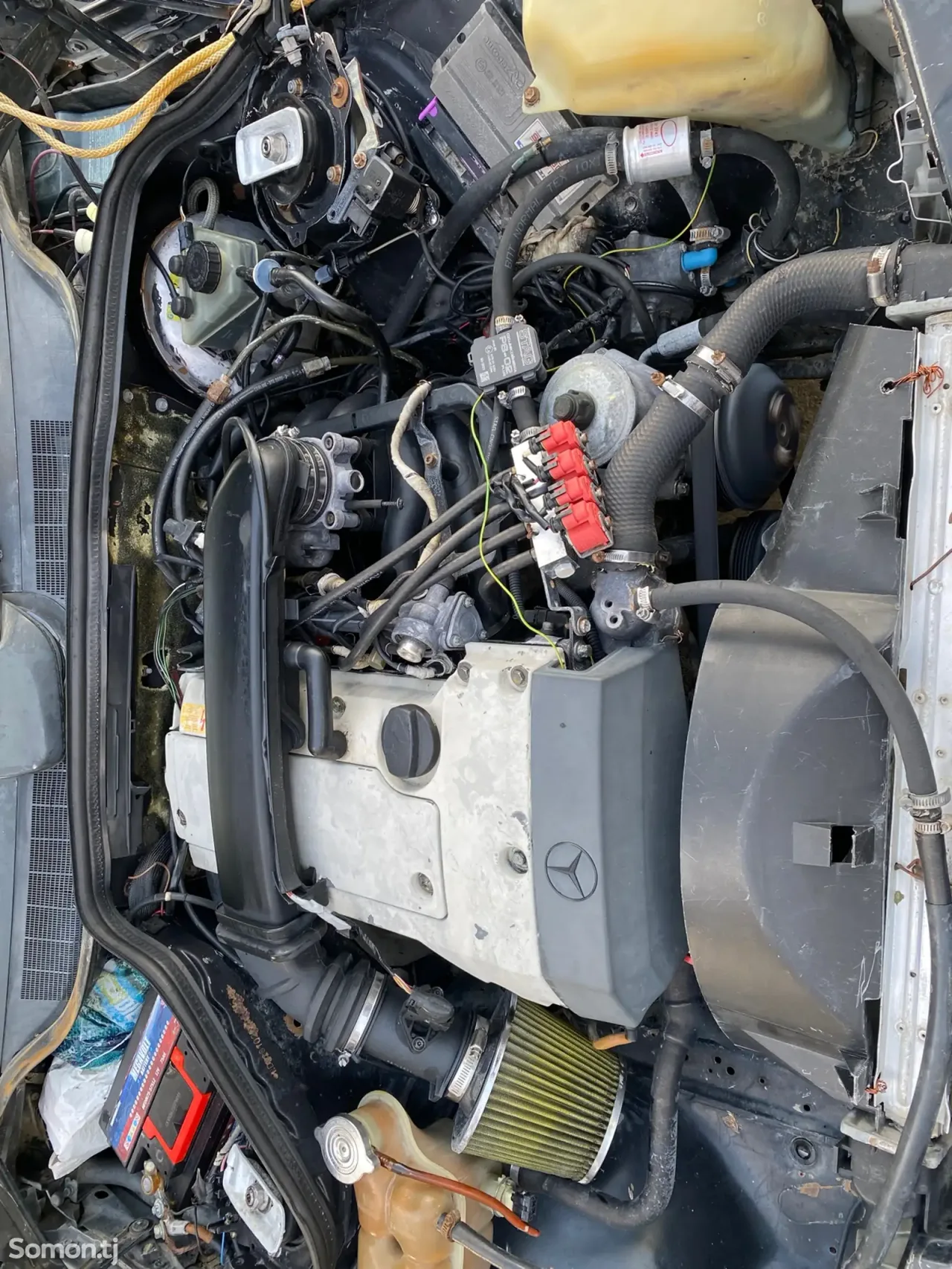 Mercedes-Benz W201 1991 · 2.0 MT