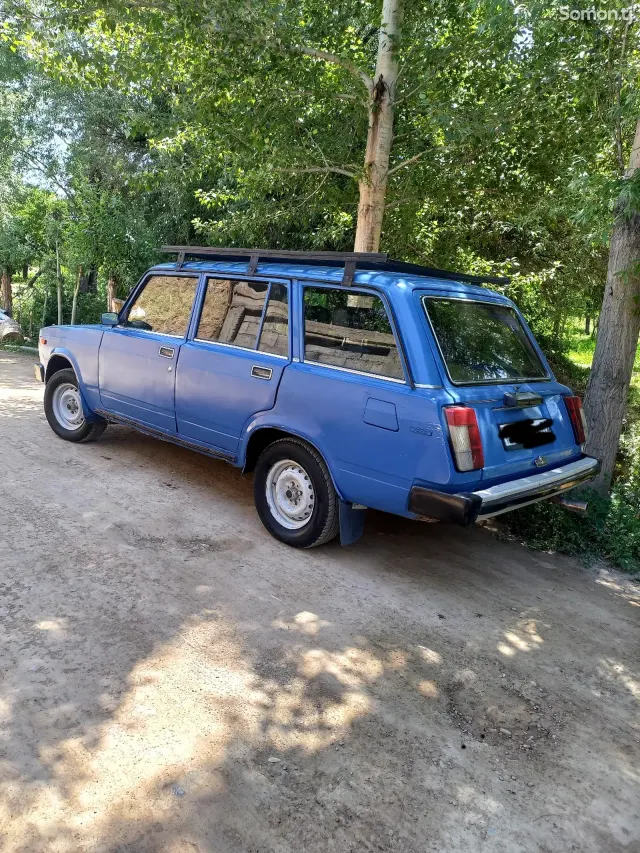 Lada (ВАЗ) 2104 1989 · 0.6 MT