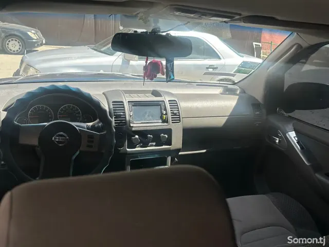 Nissan Pathfinder 2008 · 4.0 AT