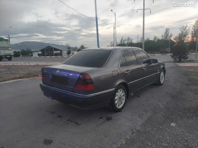 Mercedes-Benz C class 1998 · 1.8 AT
