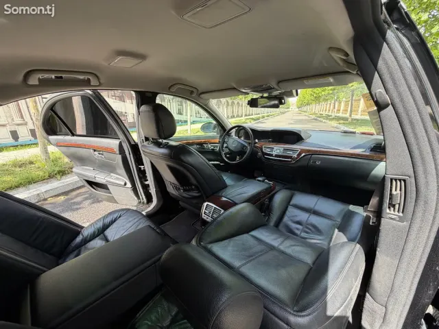 Mercedes-Benz S class 2006 · 3.5 AMT