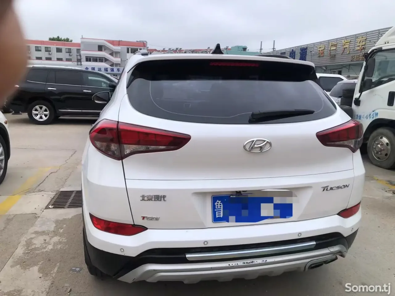 Hyundai Tucson 2015 · 1.6 AT