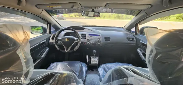 Honda Civic 2009 · AT