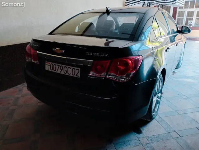 Chevrolet Cruze 2014 · 1.8 AT