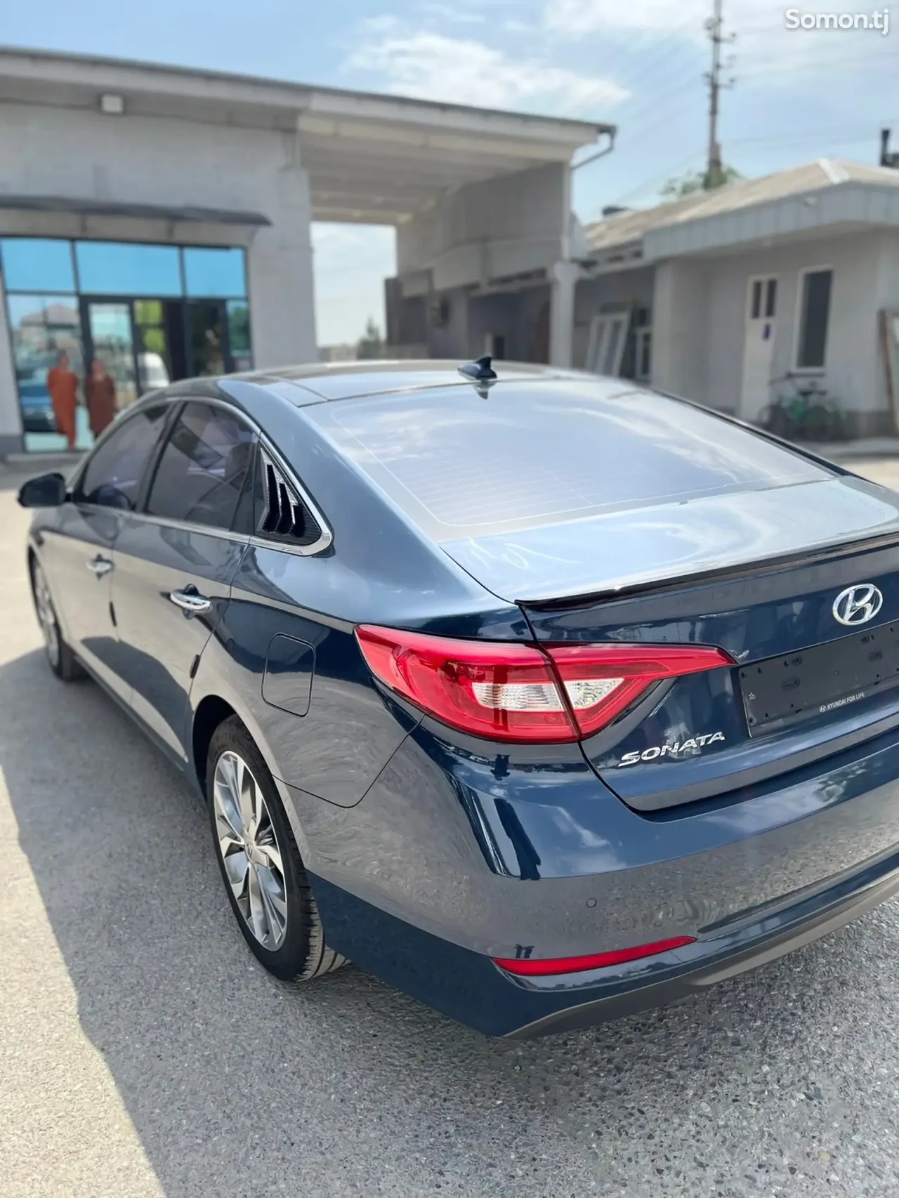 Hyundai Sonata 2015 · 2.0 AT