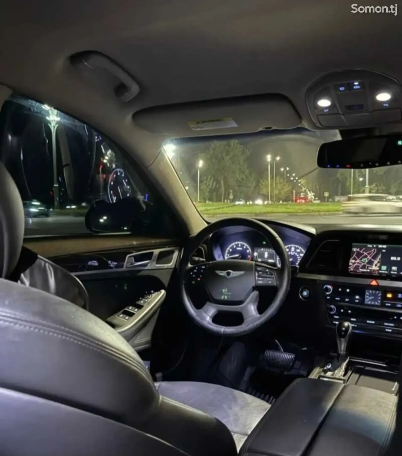 Hyundai Genesis 2015 · 3.8 AT