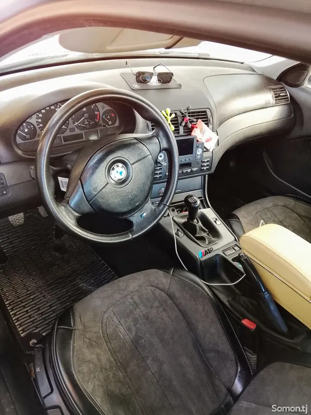 BMW 3 series 1998 · 1.8 MT