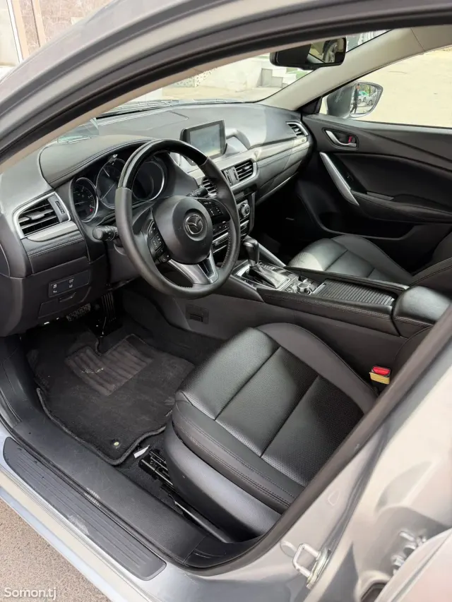 Mazda 6 2015 · 2.0 AT