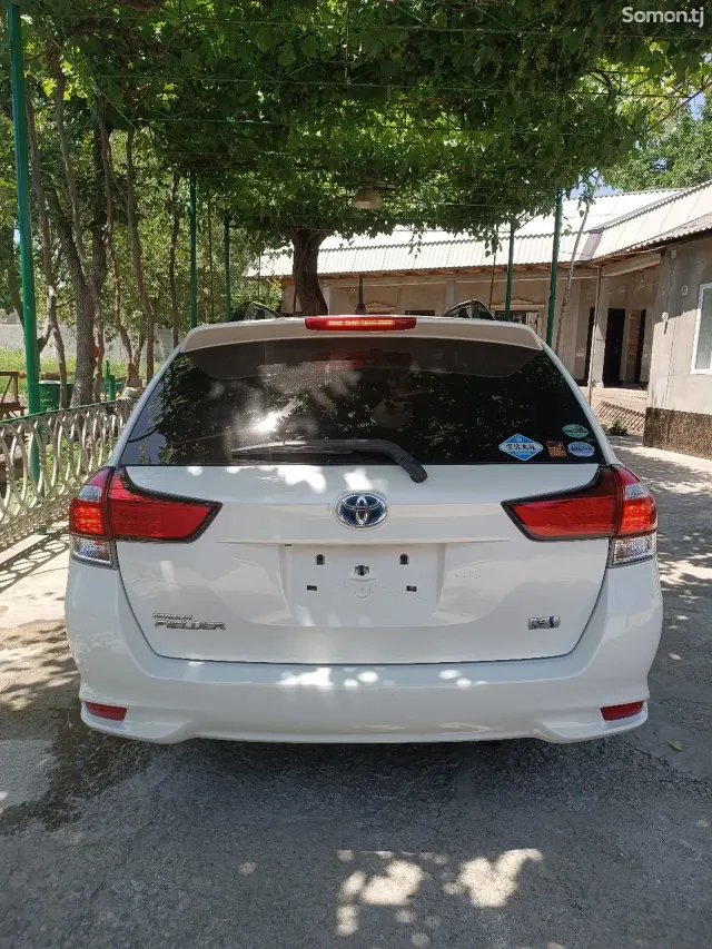 Toyota Fielder 2015 · 0.5 AT