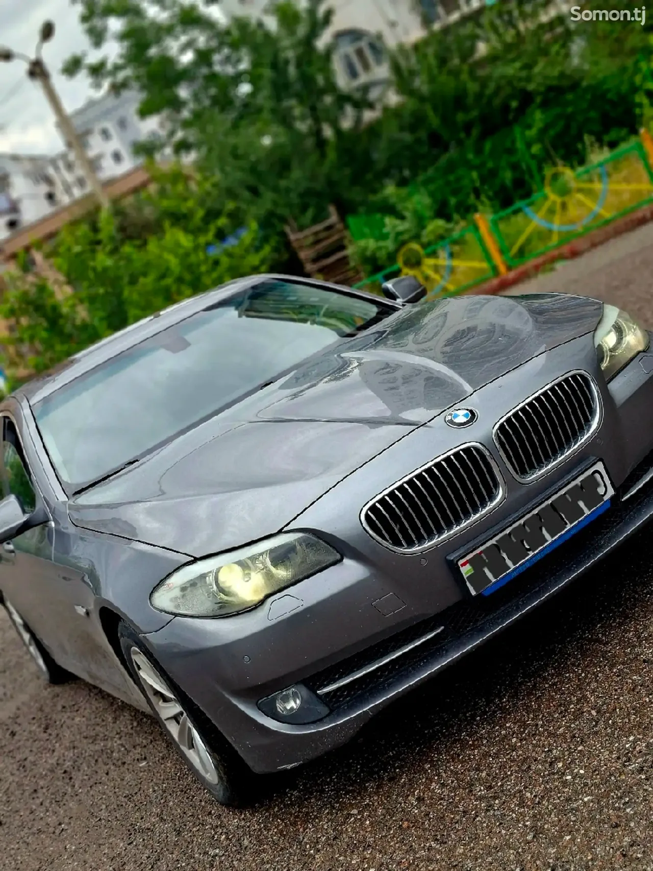 BMW 5 series 2011 · 2.0 AT