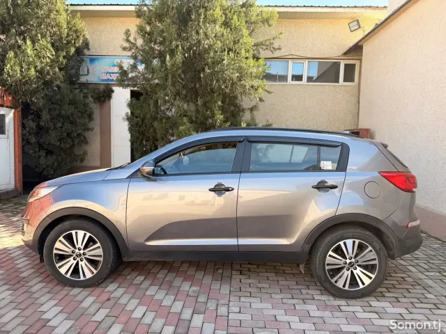 Kia Sportage 2015 · 2.0 AT
