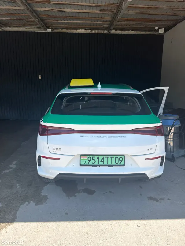 BYD E2 2024 · 1.5 AT