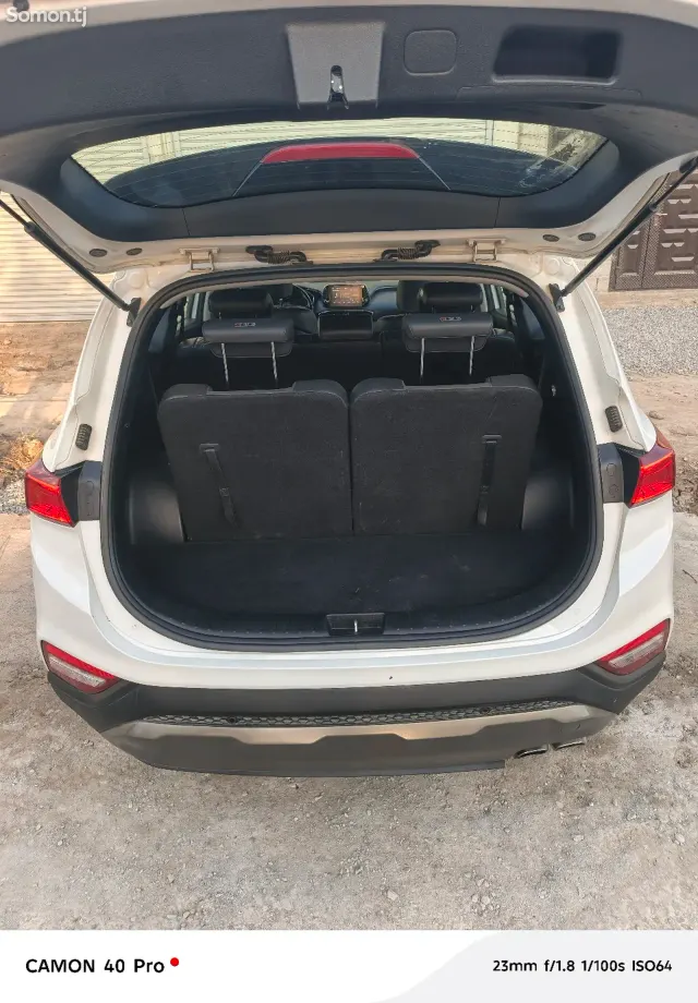 Hyundai Santa Fe 2018 · 2.0 AT