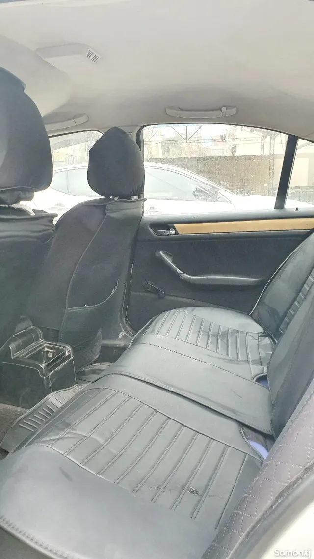 BMW 3 series 2000 · 1.8 AT