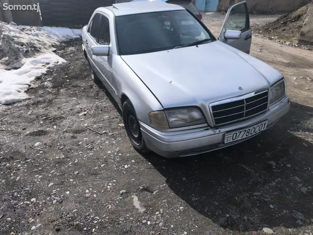 Mercedes-Benz C class 1995 · 1.8 MT