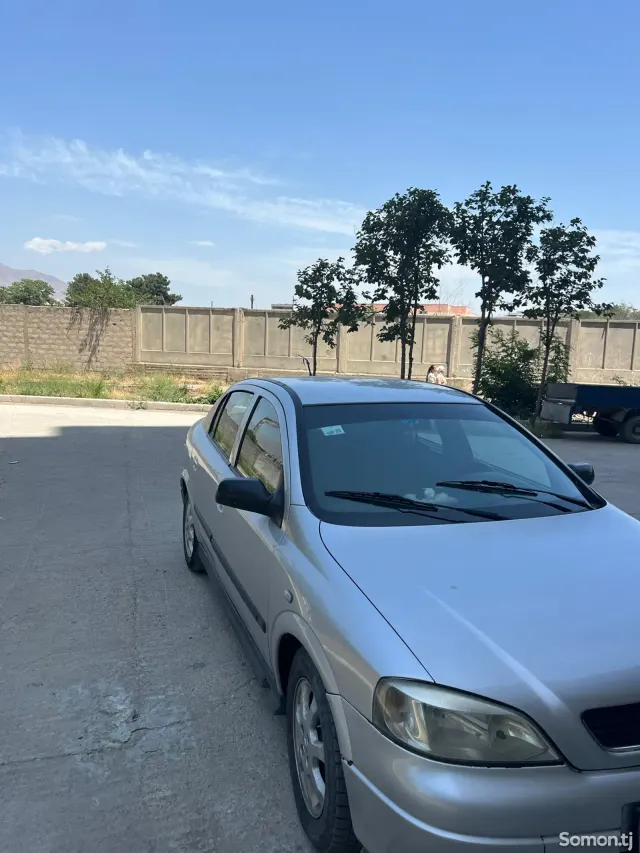 Opel Astra G 2003 · 1.6 MT