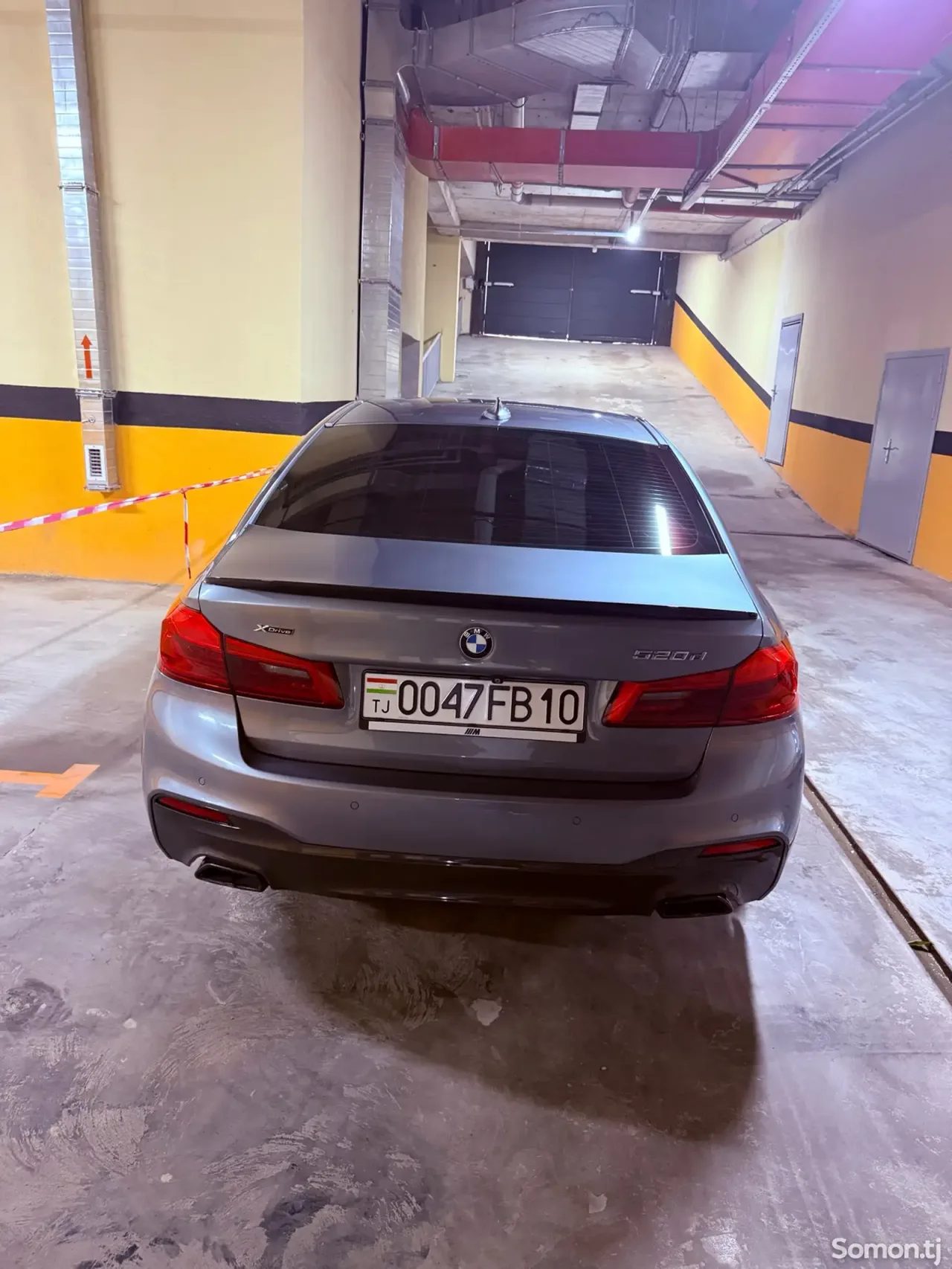 BMW 5 series 2018 · 2.0 AT