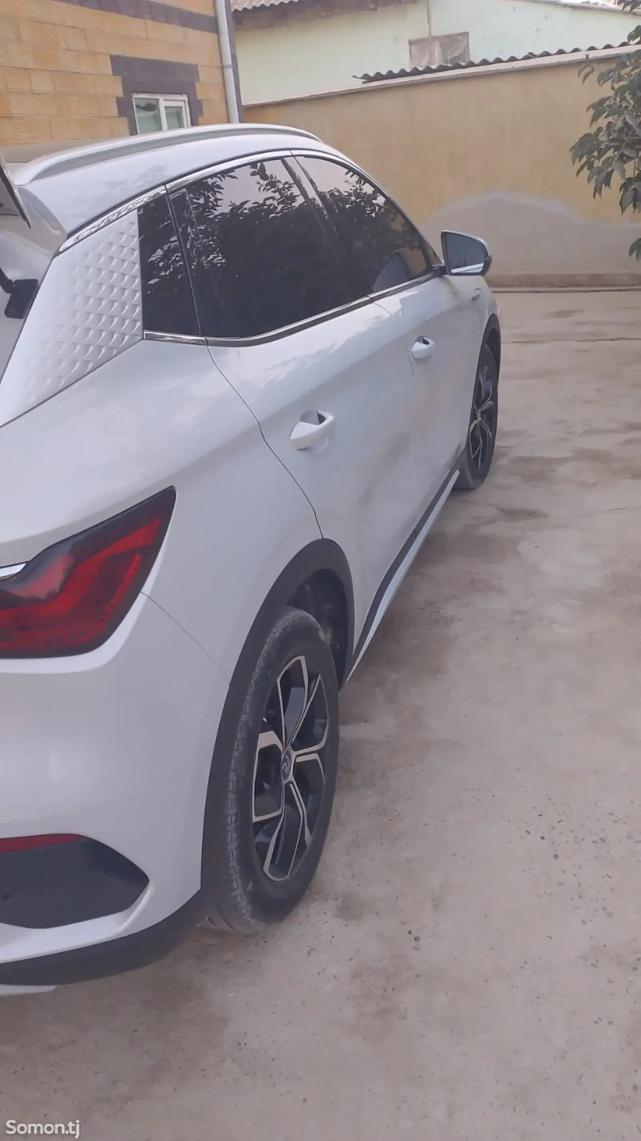 BYD Yuan Plus 2023 · 4.8 AT