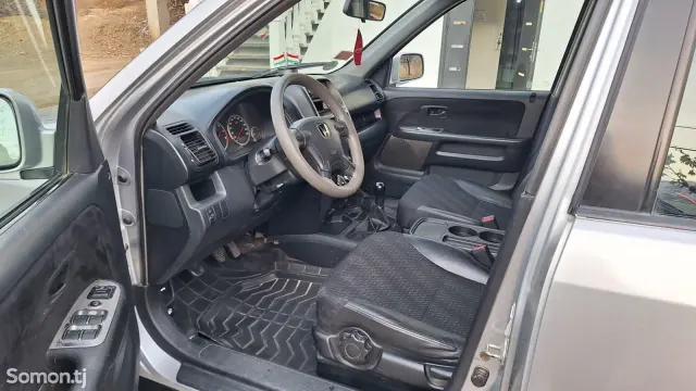 Honda CR-V 2002 · 2.0 MT