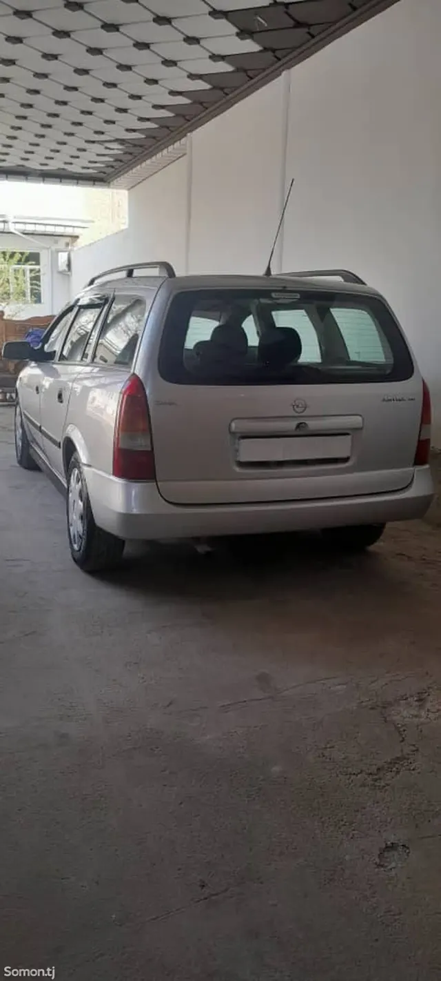 Opel Astra G 1999 · 1.6 AT