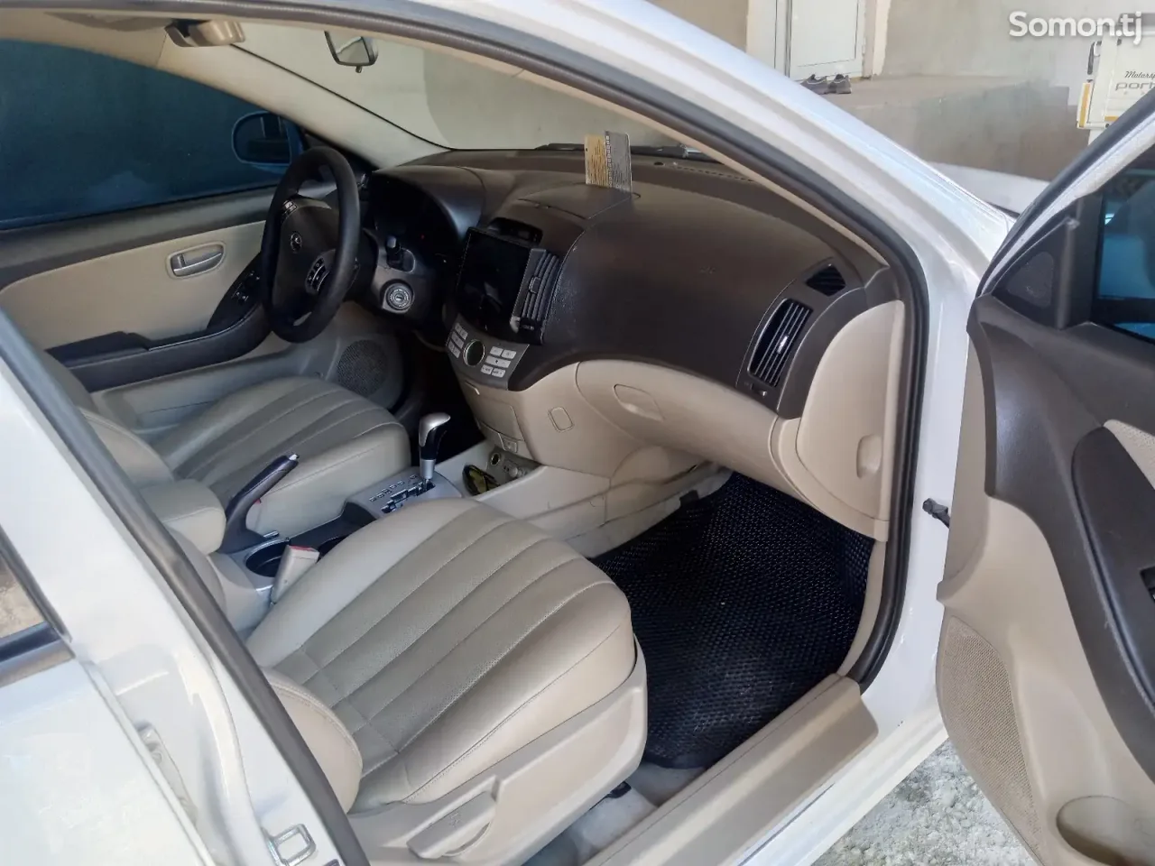 Hyundai Avante 2007 · 1.6 AT