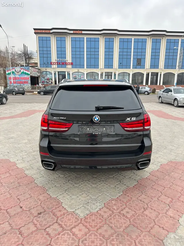 BMW X5 2014 · 3.0 AT