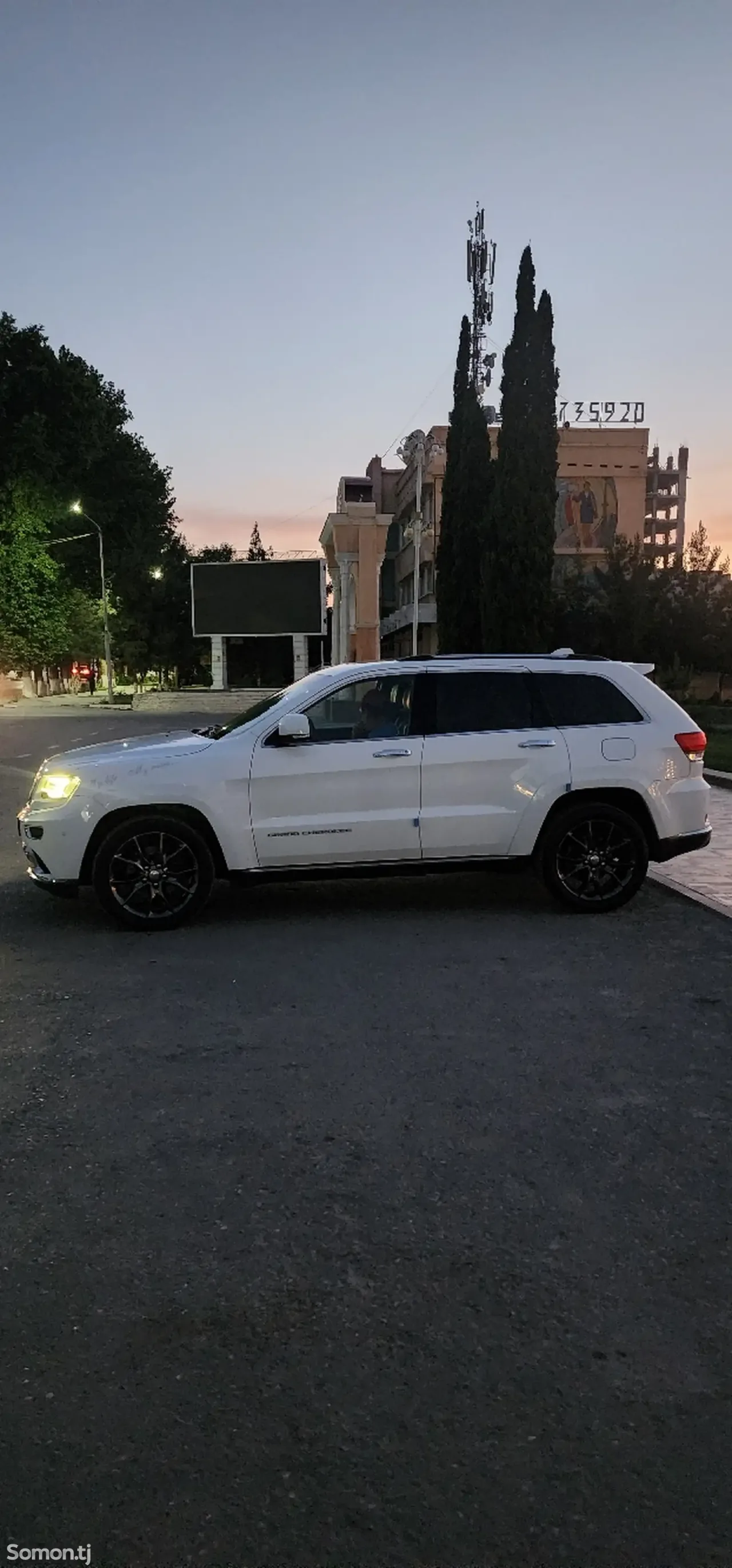 Jeep Grand Cherokee 2014 · 3.0 AT