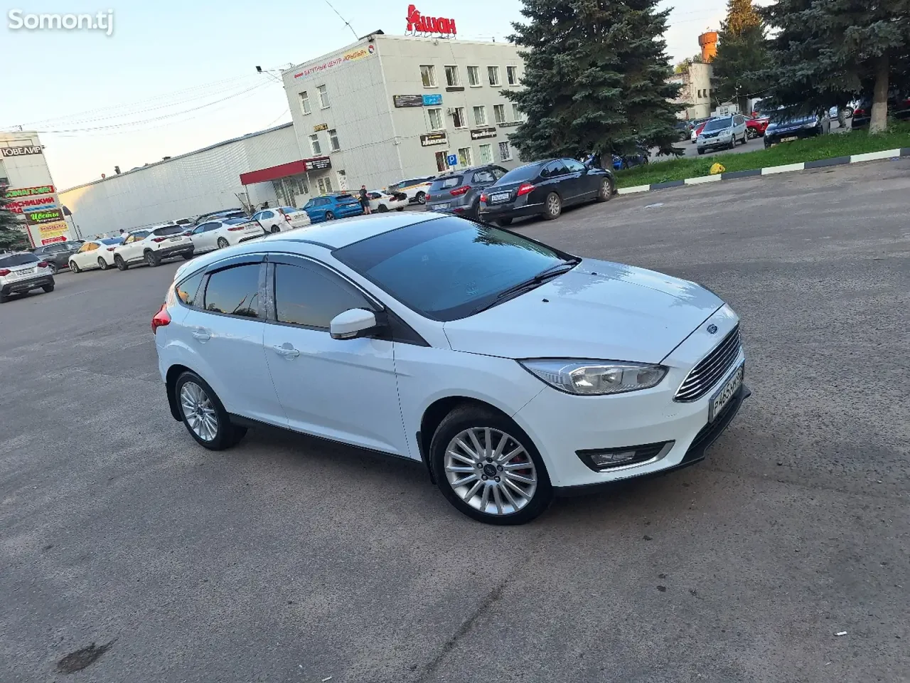 Ford Focus 2016 · 1.6 MT