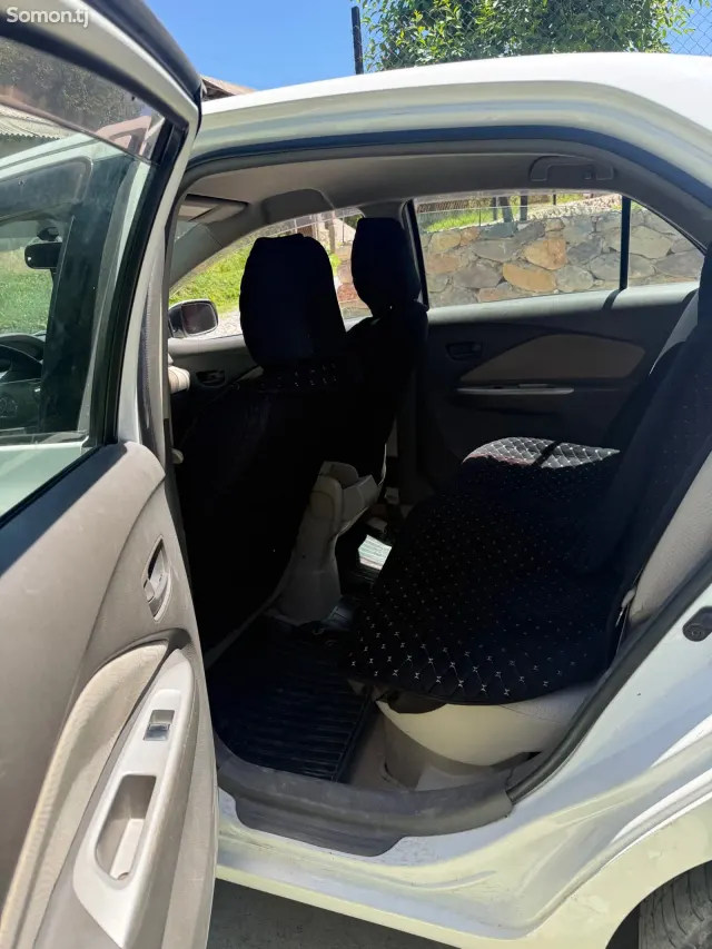Toyota Belta 2009 · 1.3 AT