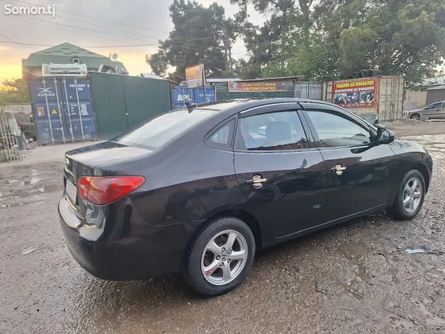 Hyundai Avante 2008 · 1.6 AT