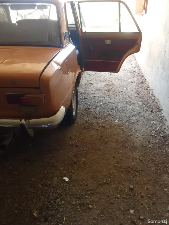 Lada (ВАЗ) 2111 1981 · 1.5 MT