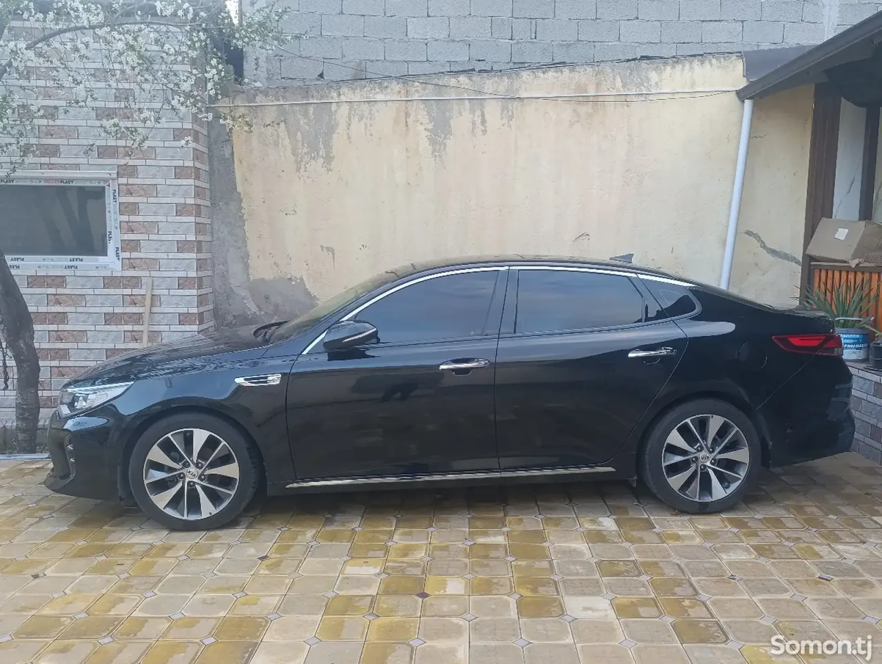 Kia K7 2017 · 2.2 AT